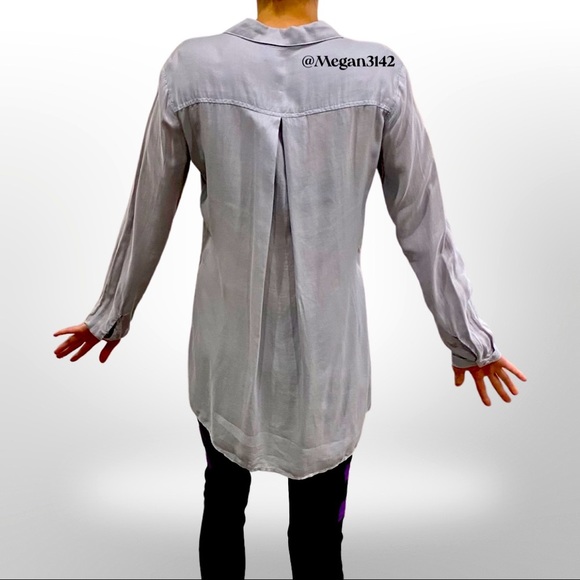 bella dahl | XS | CoolSweats | Shirt Tail Button-Up Shirt - Picture 5 of 11